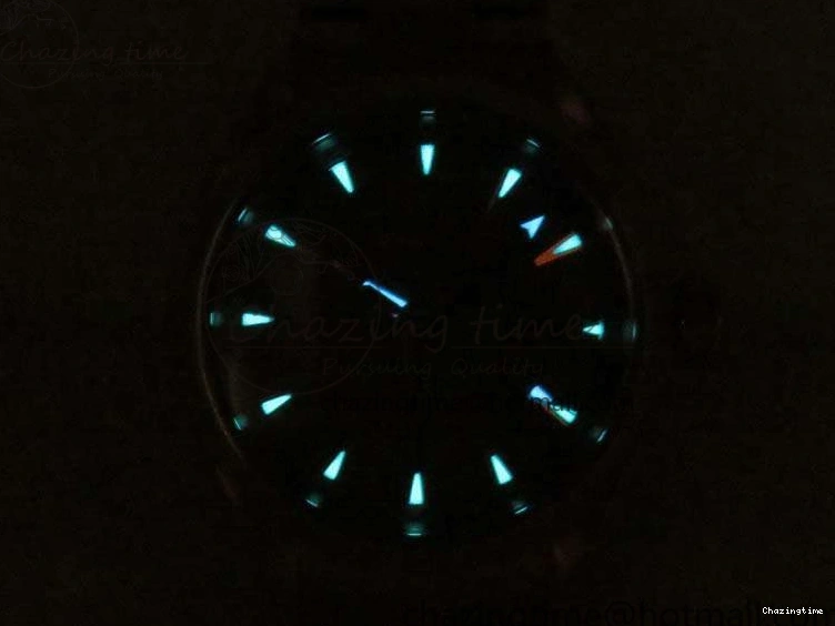 0520 Timeless Aqua Terra Ladies 35mm RG V6F Best Edition White MOP Dial On RG Bracelet A 8102